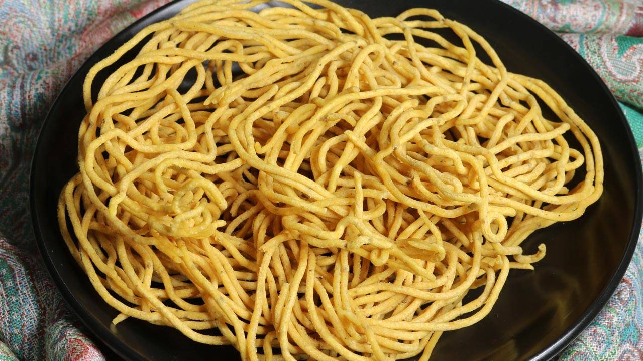 Natkhat Sev Namkeen